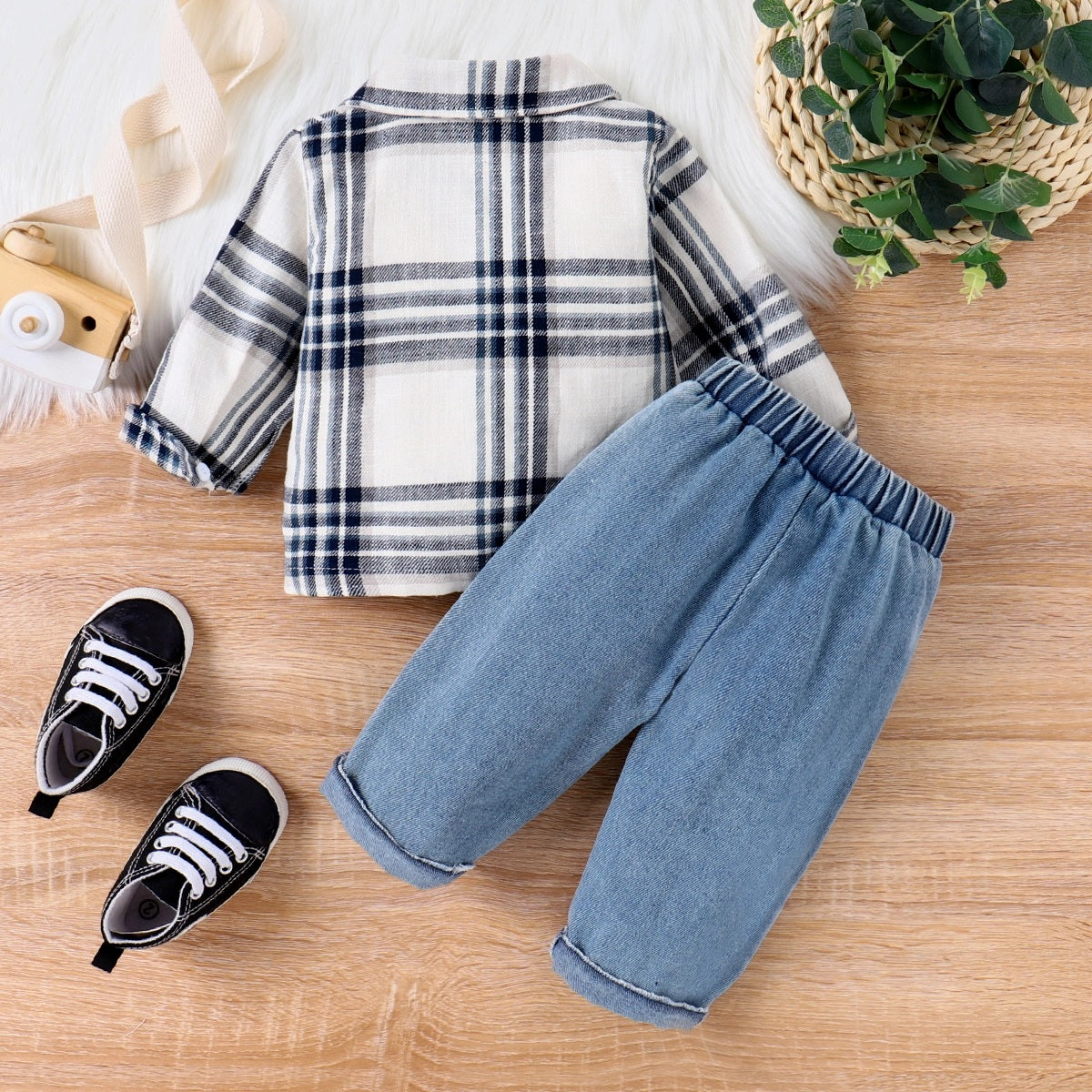 2-Piece Plaid Long Sleeve Patch Pocket Shirt With Jeans For Baby Boy