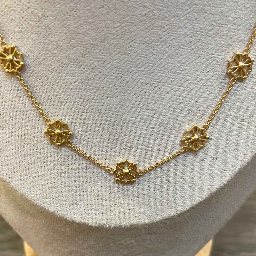 Pinwheel Necklace