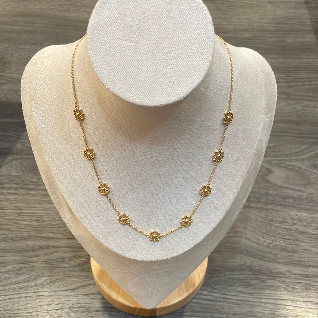 Pinwheel Necklace