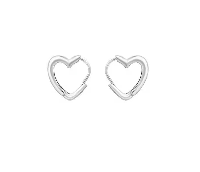 Emi Petite Heart Earrings