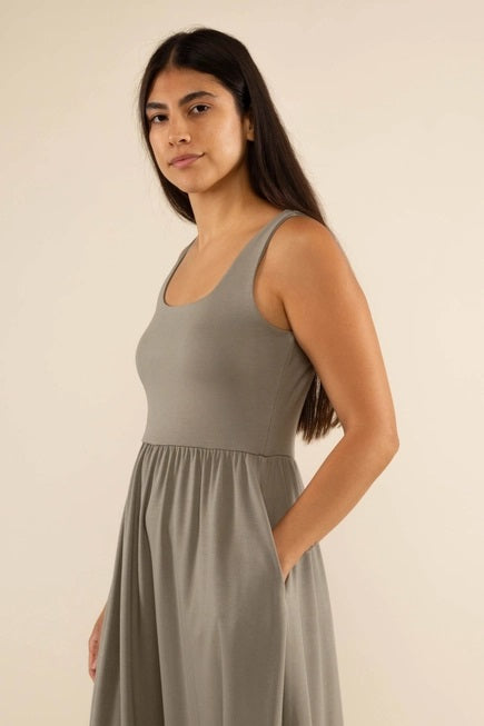 Lake Midi Sleeveless Swing Dress