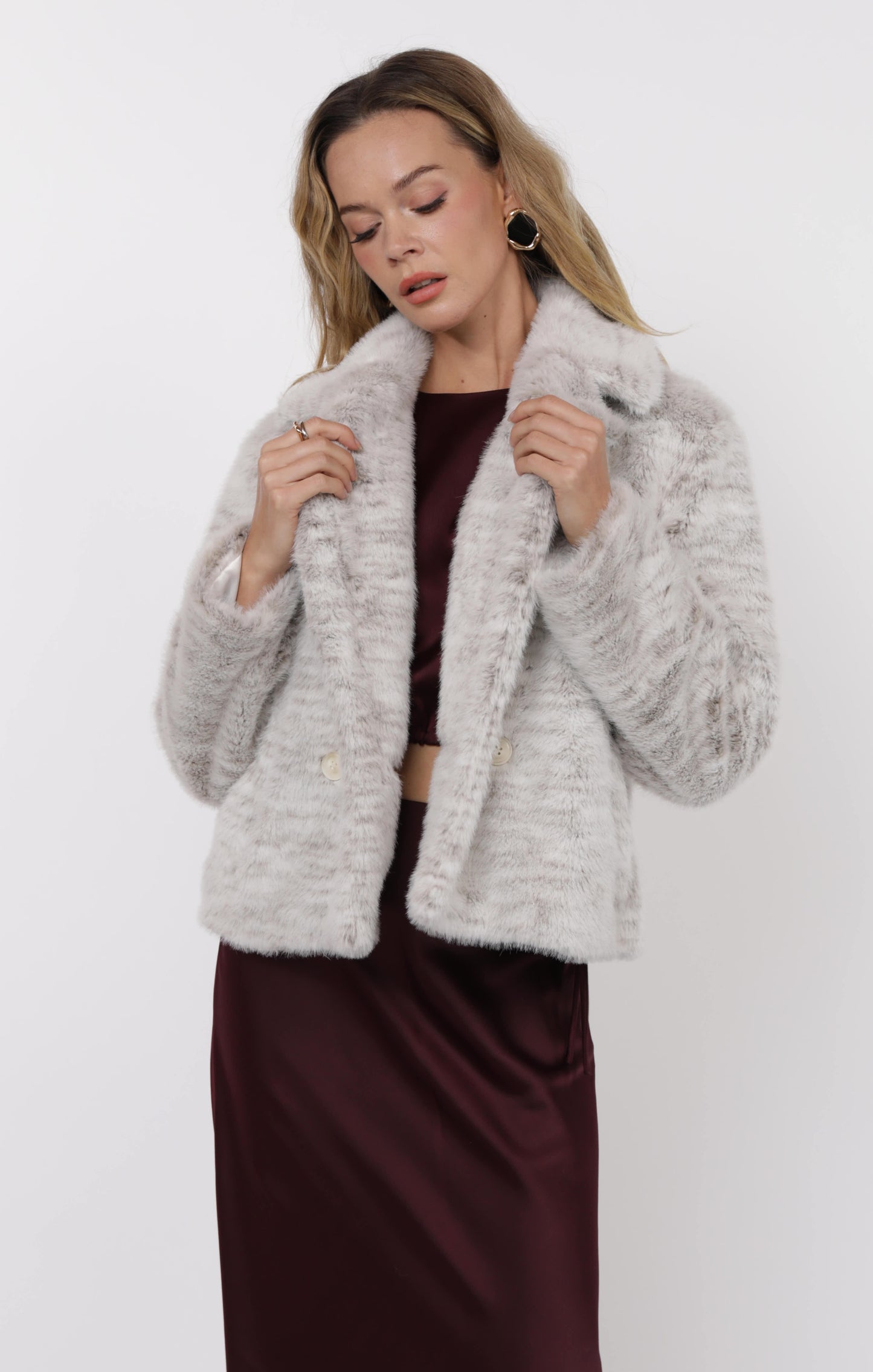 Pretty Fab Oversized Collar Faux Fur Coat