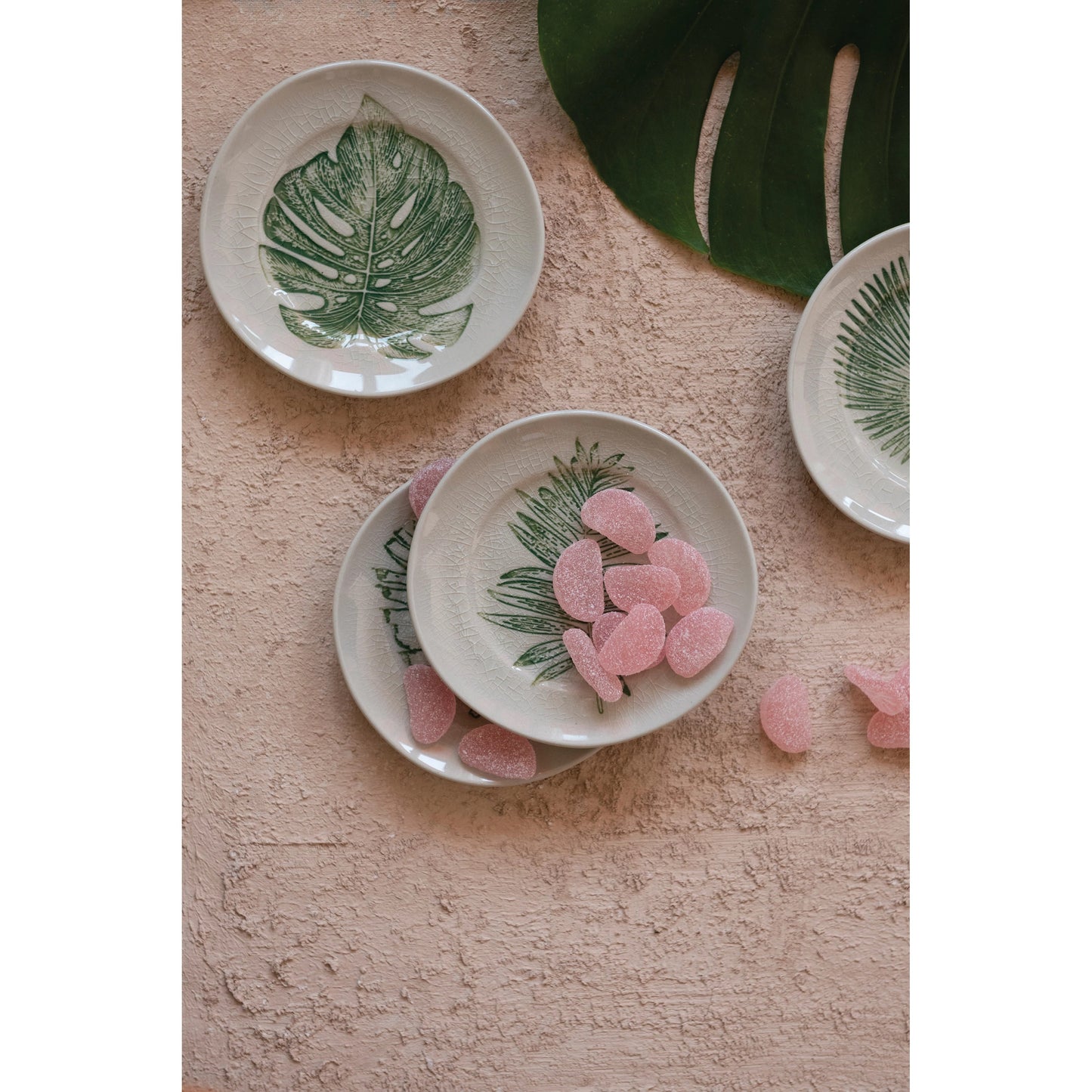 Stoneware Plate with Debossed Leaf