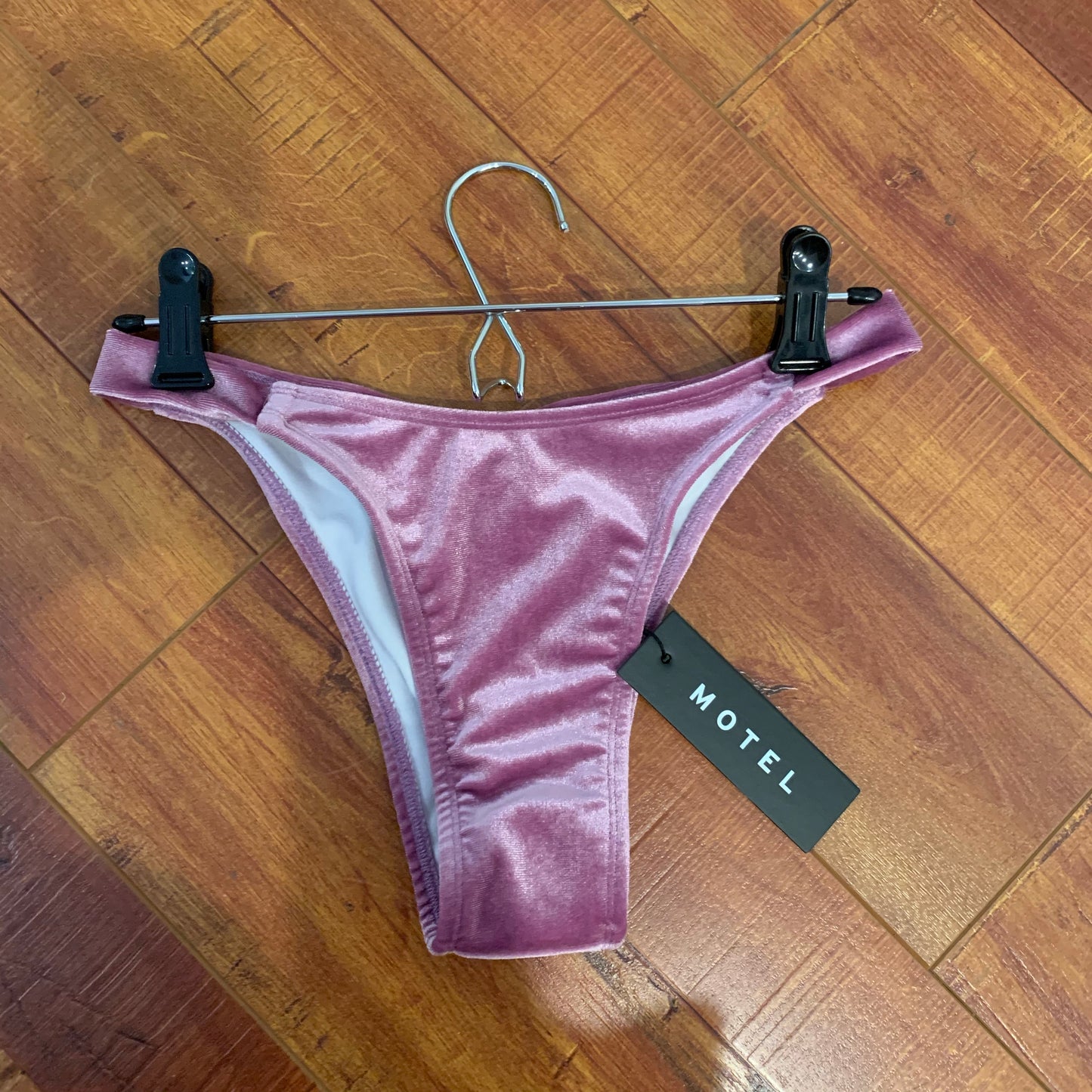Motel Rocks, Dita Bottom Bikini