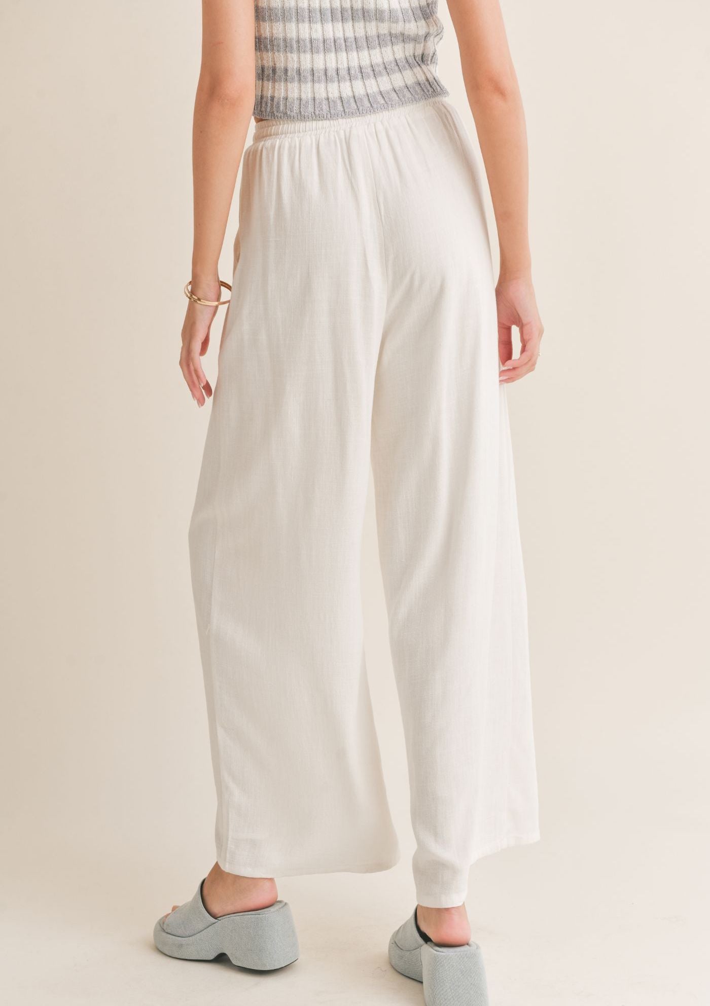 Sadie & Sage, Sugarloaf Elastic Waist Pants in White - Boutique Dandelion