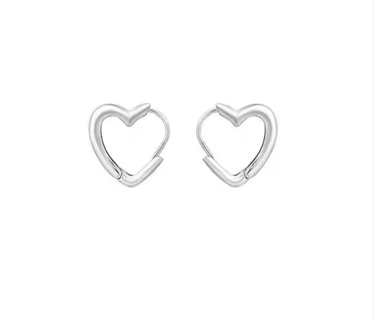 Aces x Spades, Emi Petite Heart Earrings