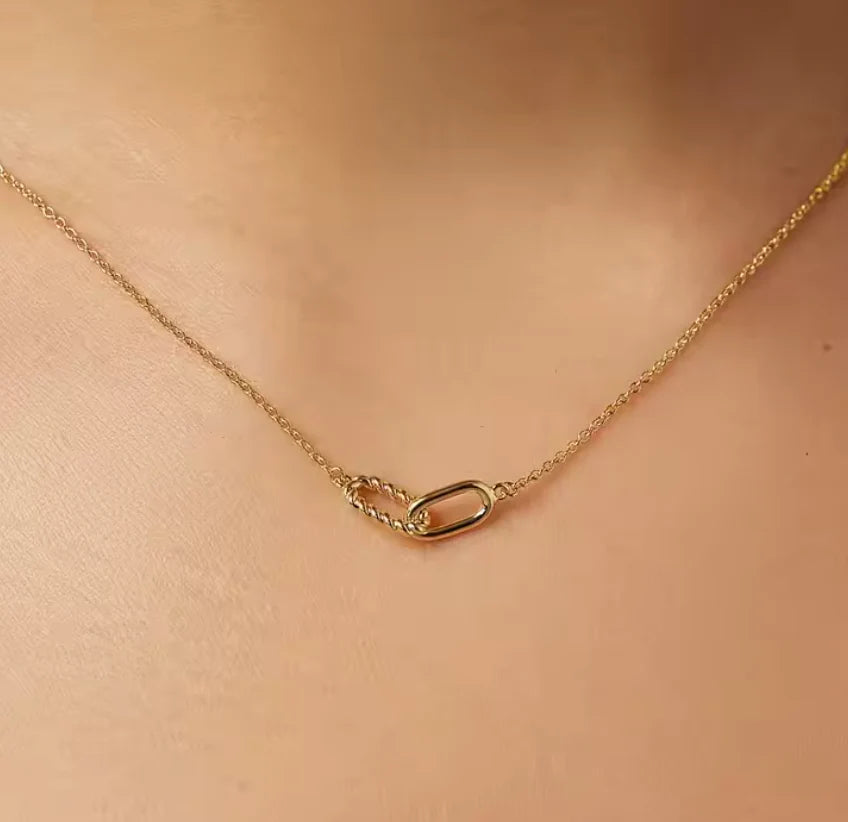 Aces x Spades, Bete Necklace