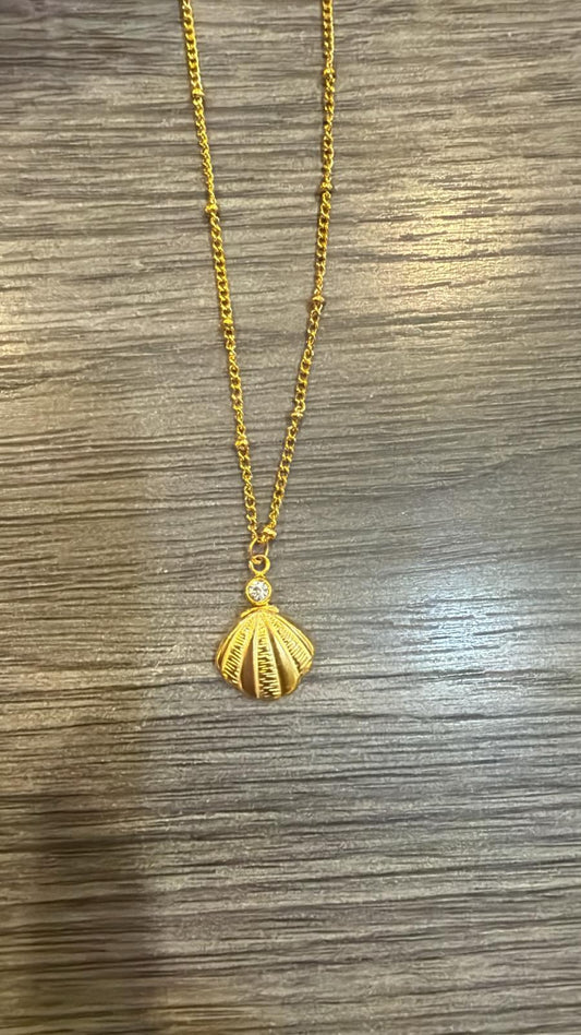 Kail Necklace