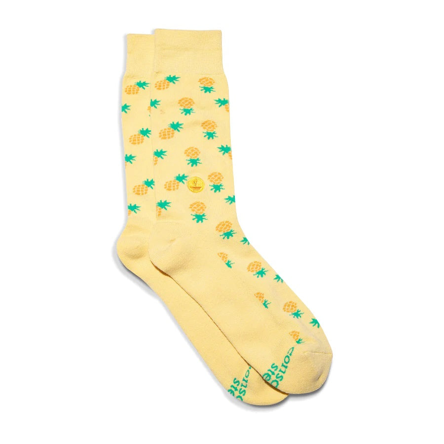 Conscious Step, Socks that Provide Meals - Golden Pineapples - Boutique Dandelion