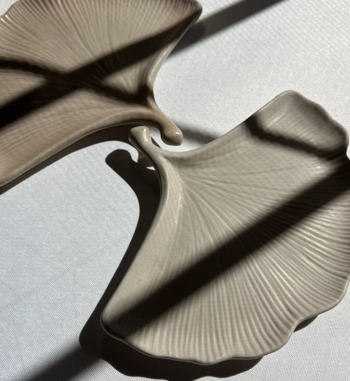 Ginkgo Leaf Cement Tray
