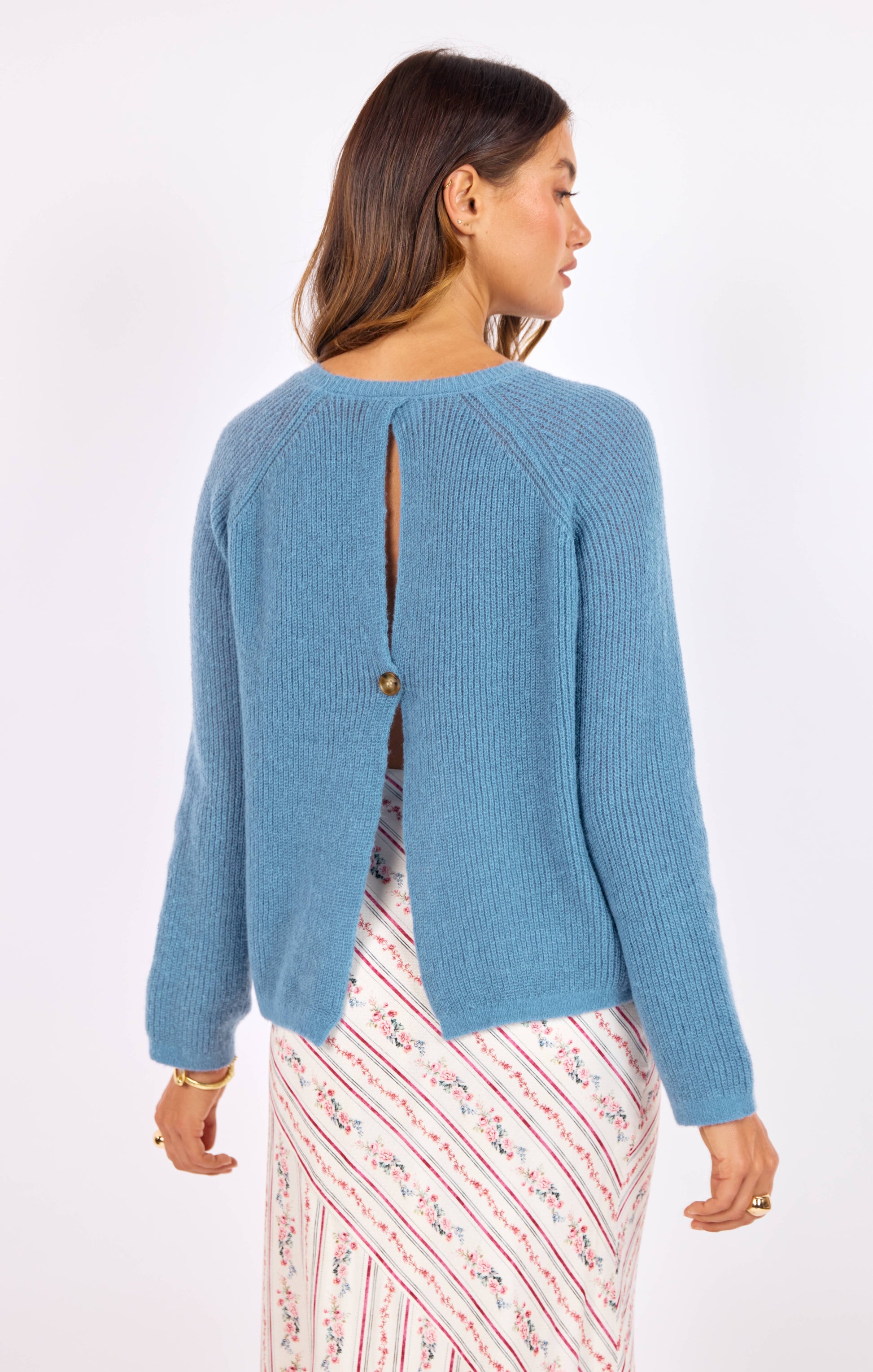 Fountain Open Back Sweater - Boutique Dandelion