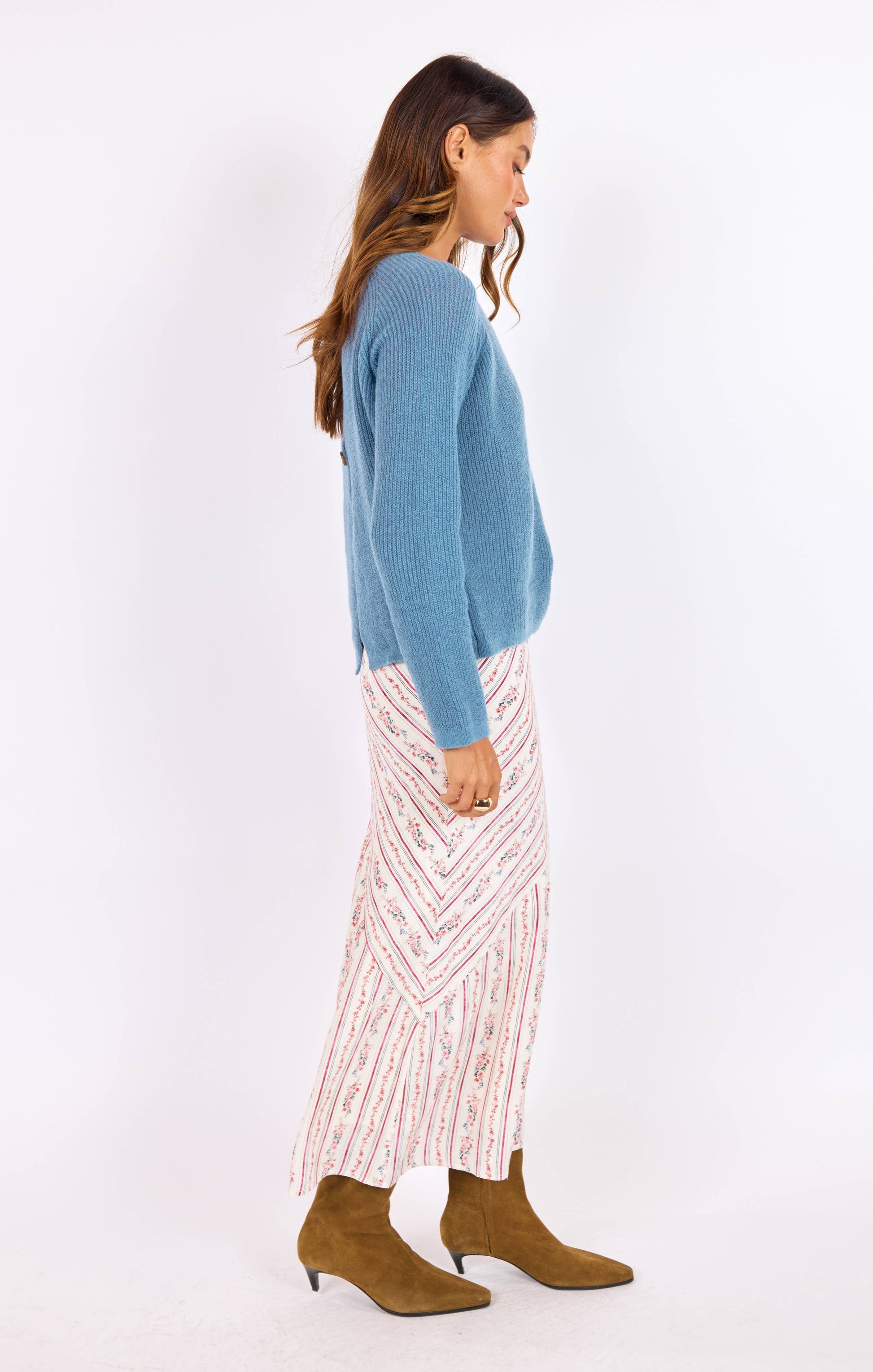 Fountain Open Back Sweater - Boutique Dandelion