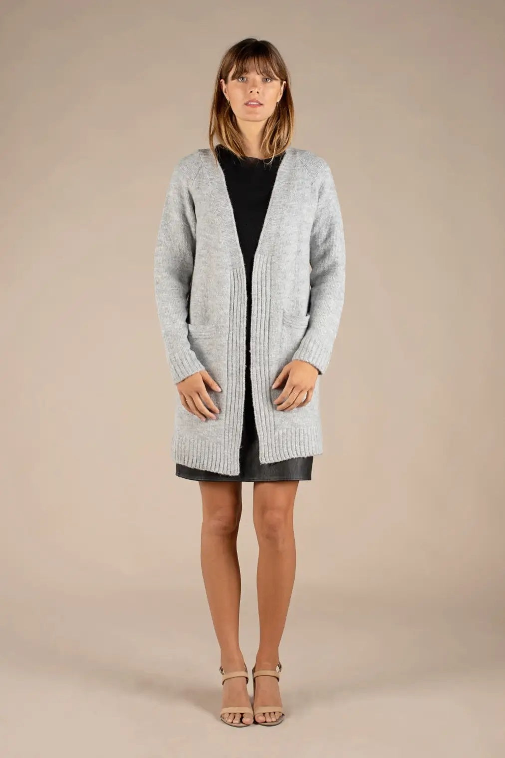 all:row, The Rayna Cardigan Sweater in Heather Grey - Boutique Dandelion