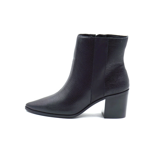 Kaanas, Avana Pointy Side Stripe Bootie