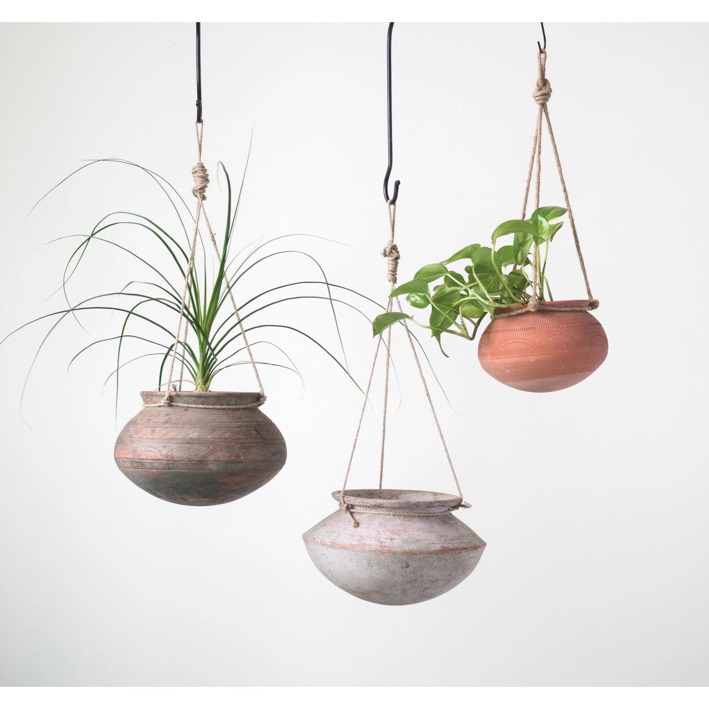 Hanging Clay Planter with Jute Hanger